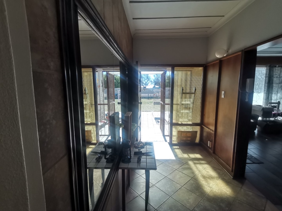 5 Bedroom Property for Sale in Senekal Free State